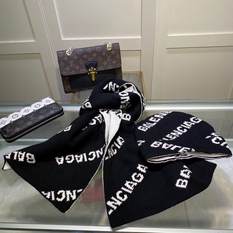 Balenciaga Caps Scarfs